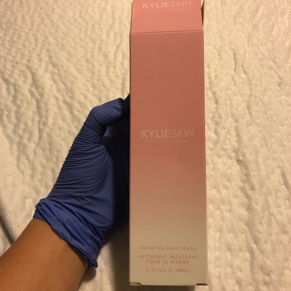 KylieSkin Foaming Face Wash! - Picture 7 of 7